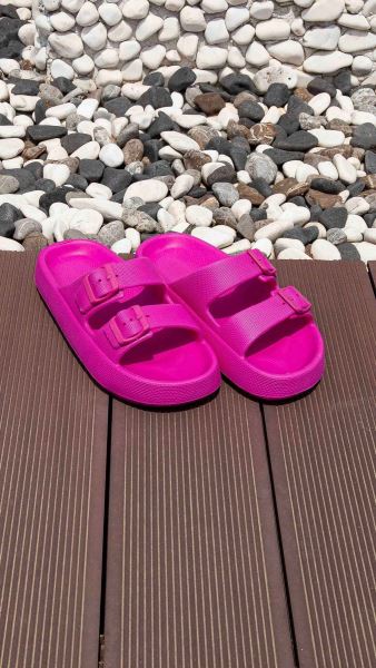 Bross Kadın Pembe Ayarlanabilir Kemerli Terlik  PEMBE