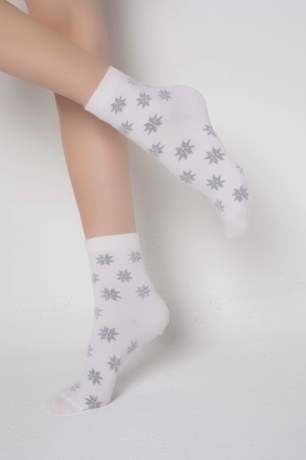 Bross Fiyonklu Saçaklı Yeni Yıl Kar Desenli Çorap - Thumbnail