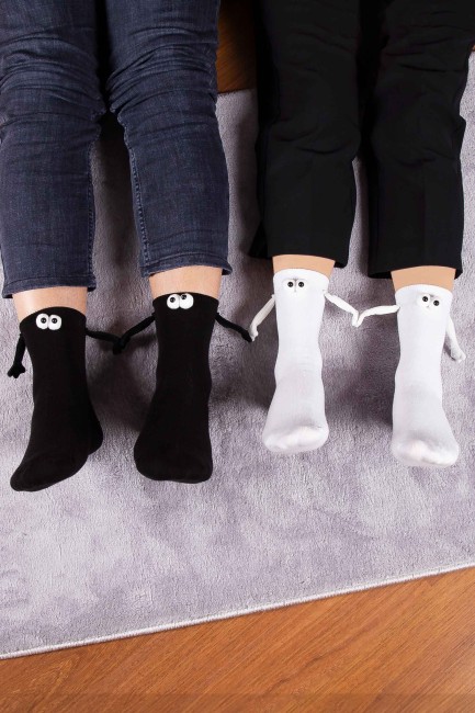 Mıknatıslı Elele Tutuşan 2 Çift Siyah Beyaz Çorap - Thumbnail